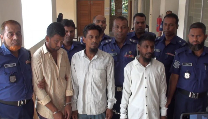 বরিশালে গৃহবধূ ধর্ষণ মামলায় চার জনের মৃত্যুদণ্ড বরিশালে গৃহবধূ ধর্ষণ মামলায় চার জনের মৃত্যুদণ্ড