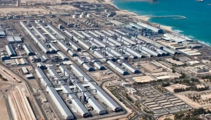 ইরানি হামলায় আমিরাতের বিশাল অ্যালুমিনিয়াম কারখানা বিধ্বস্ত: উৎপাদন বন্ধ ১২ মাস