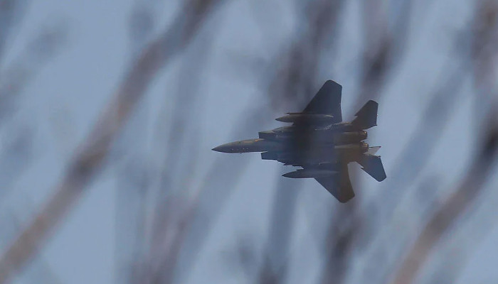 ইরানে নিখোঁজ মার্কিন পাইলট উদ্ধার: স্পেশাল ফোর্সের শ্বাসরুদ্ধকর অভিযানে রণক্ষেত্র তেহরানের আকাশ