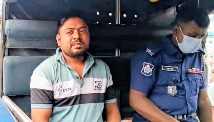 কুমিল্লায় স্কুলছাত্রীদের ইভটিজিং, অটোচালকের কারাদণ্ড ও জরিমানা